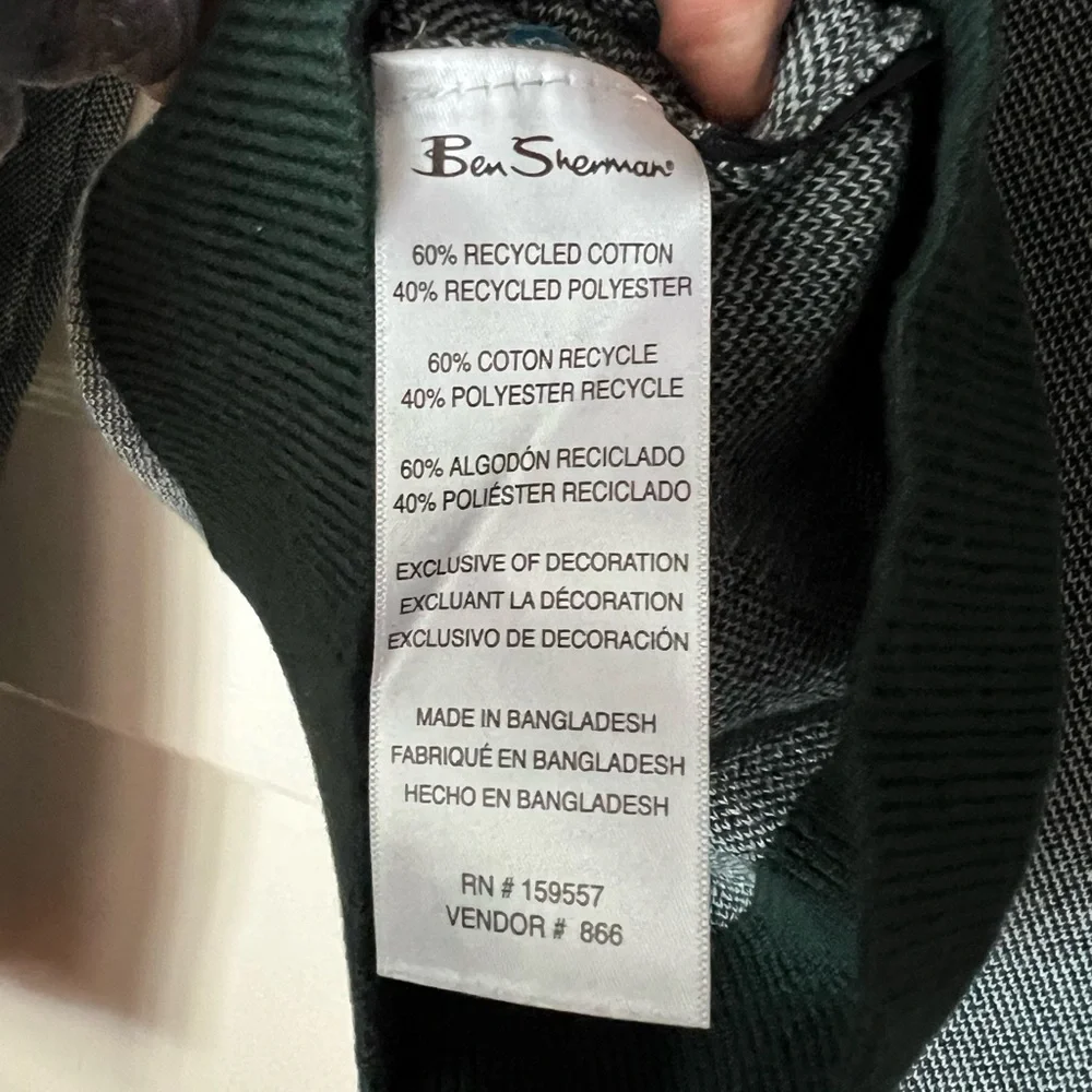 💚NWT Ben Sherman crewneck contrast trim spruce green and white sweater M